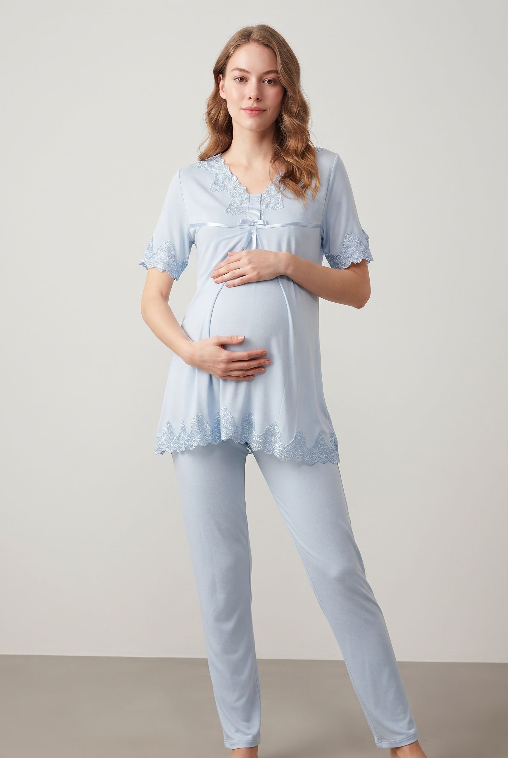 Şık Tasarım Dantelli Ayarlanabilir Bel Özellikli Emzirme Kolaylıgı Saglayan Pamuklu Lohusa Hamile Pijama Takımı 05032