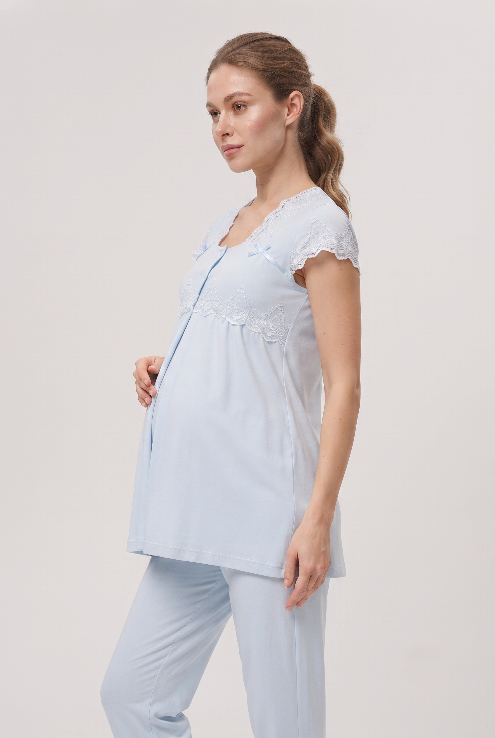 Şık Tasarım Dantelli Ayarlanabilir Bel Özellikli Emzirme Kolaylıgı Saglayan Lohusa Hamile Pijama Takımı 05012