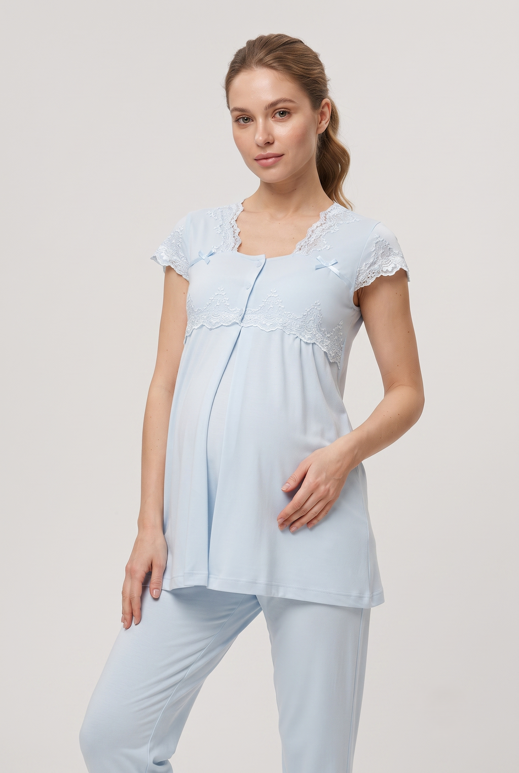 Şık Tasarım Dantelli Ayarlanabilir Bel Özellikli Emzirme Kolaylıgı Saglayan Lohusa Hamile Pijama Takımı 05012