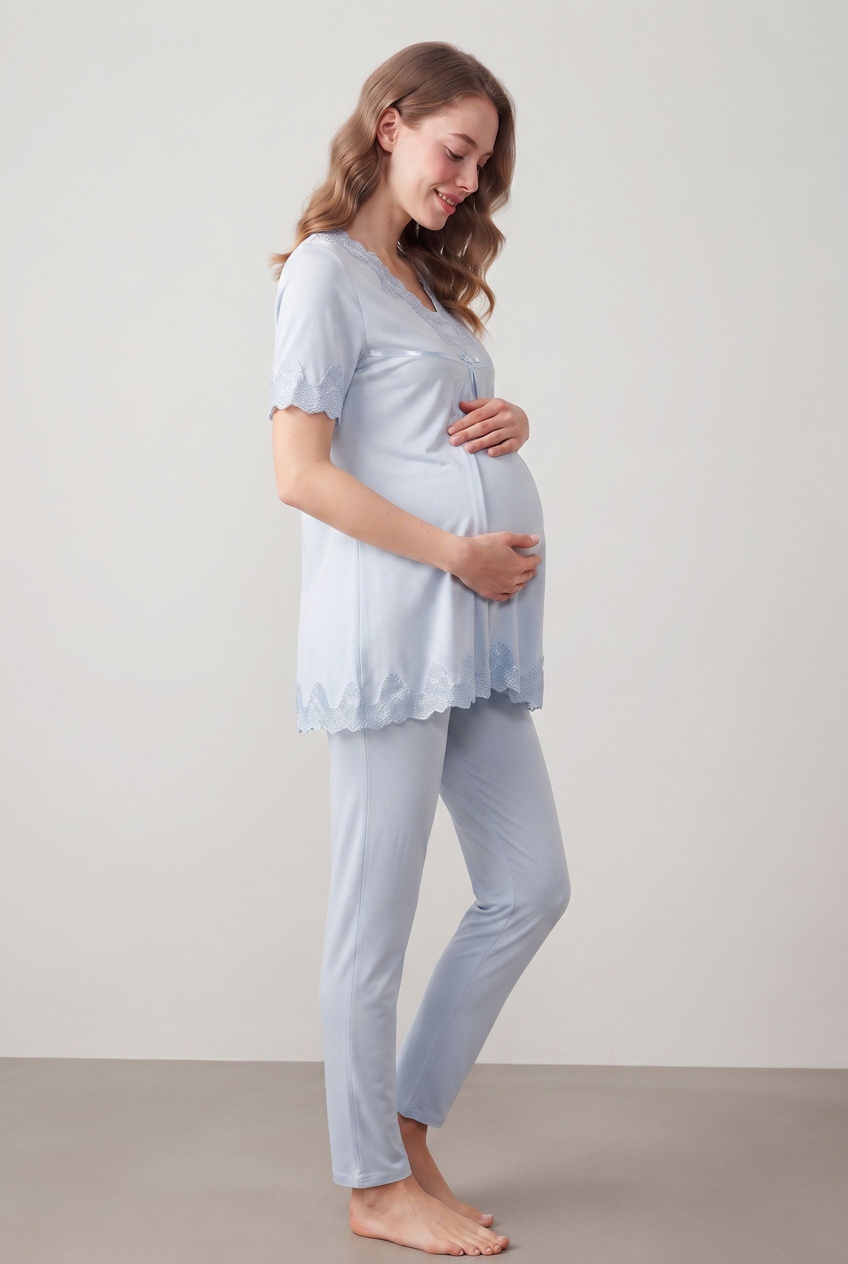 Şık Tasarım Dantelli Ayarlanabilir Bel Özellikli Emzirme Kolaylıgı Saglayan Pamuklu Lohusa Hamile Pijama Takımı 05032