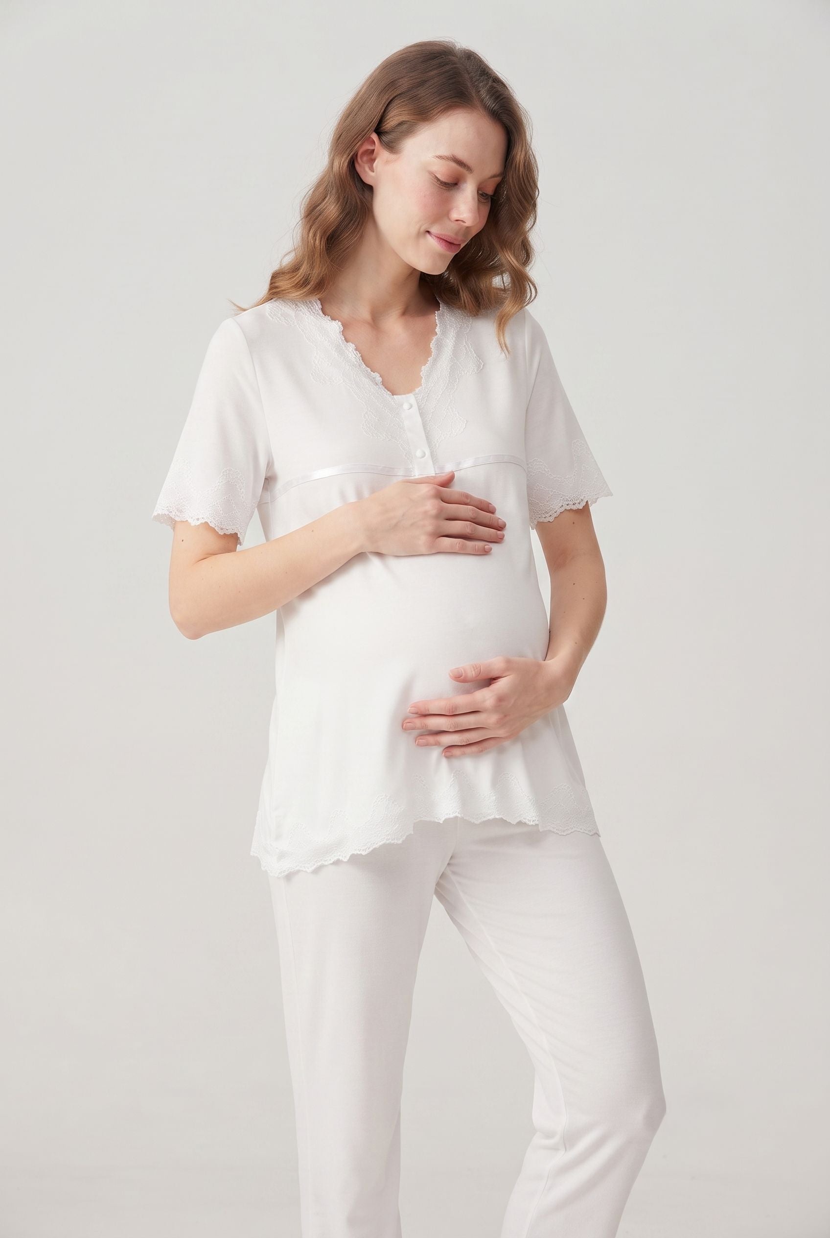 Şık Tasarım Dantelli Ayarlanabilir Bel Özellikli Emzirme Kolaylıgı Saglayan Pamuklu Lohusa Hamile Pijama Takımı 05032