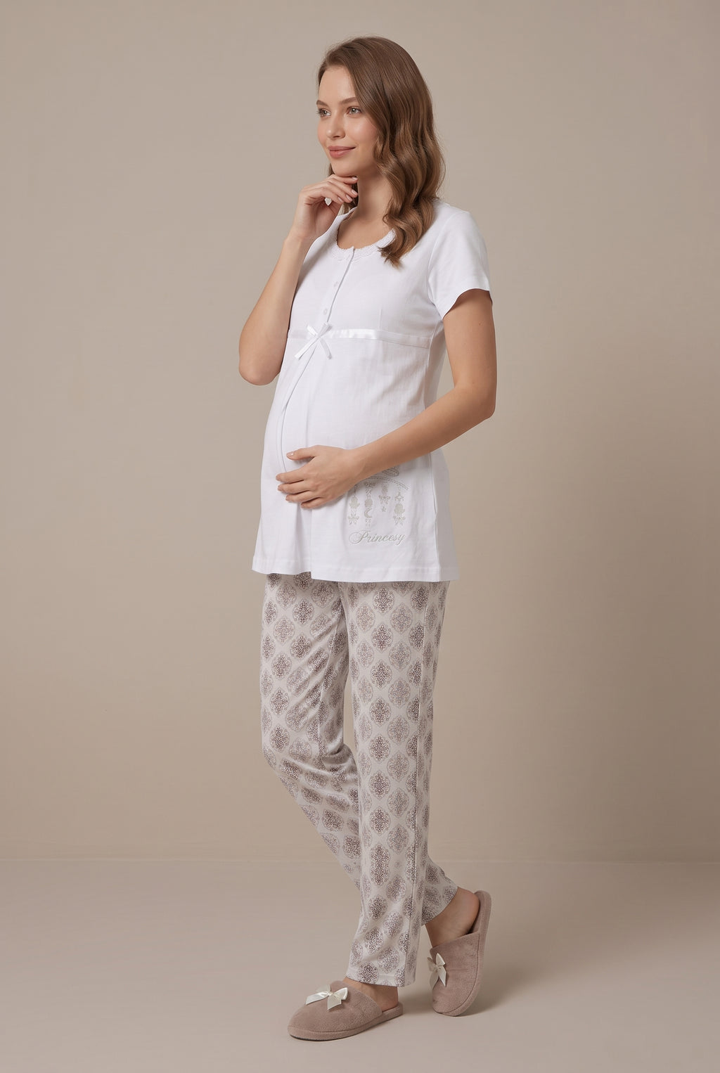 Şık Tasarım Desenli Emzirme Kolaylıgı Saglayan Pamuklu Lohusa Hamile Pijama Takımı 06350